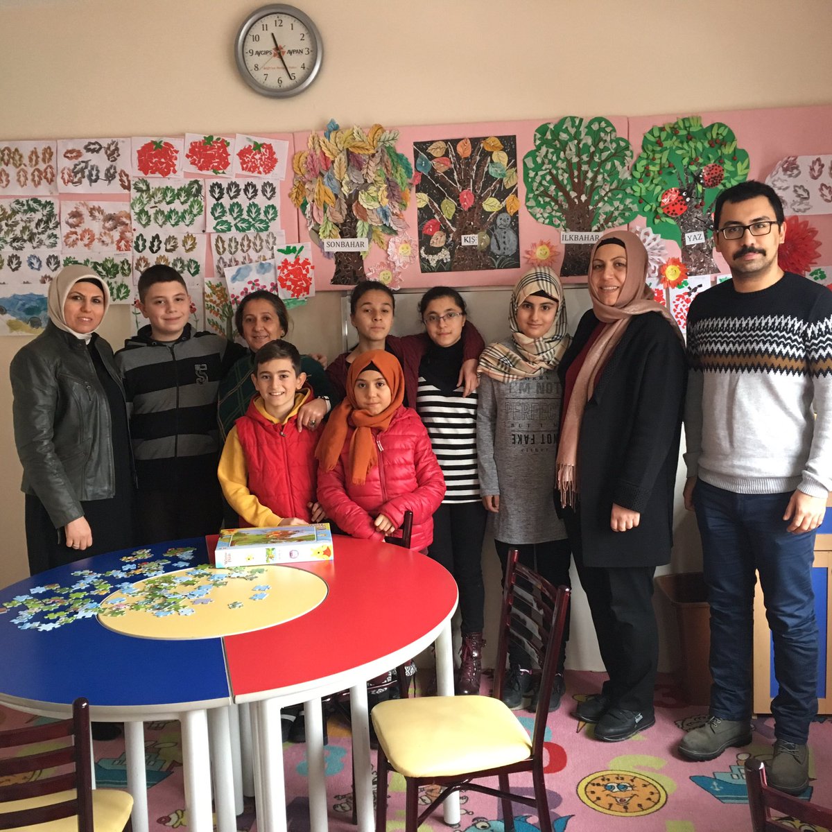 NurOZKAYA's tweet photo. #3AralıkDünyaEngellilerGünü  Kutlu olsun. Sevgi varsa engel yok. Her zaman yanınızdayız. https://t.co/lNnXAX0NdT
