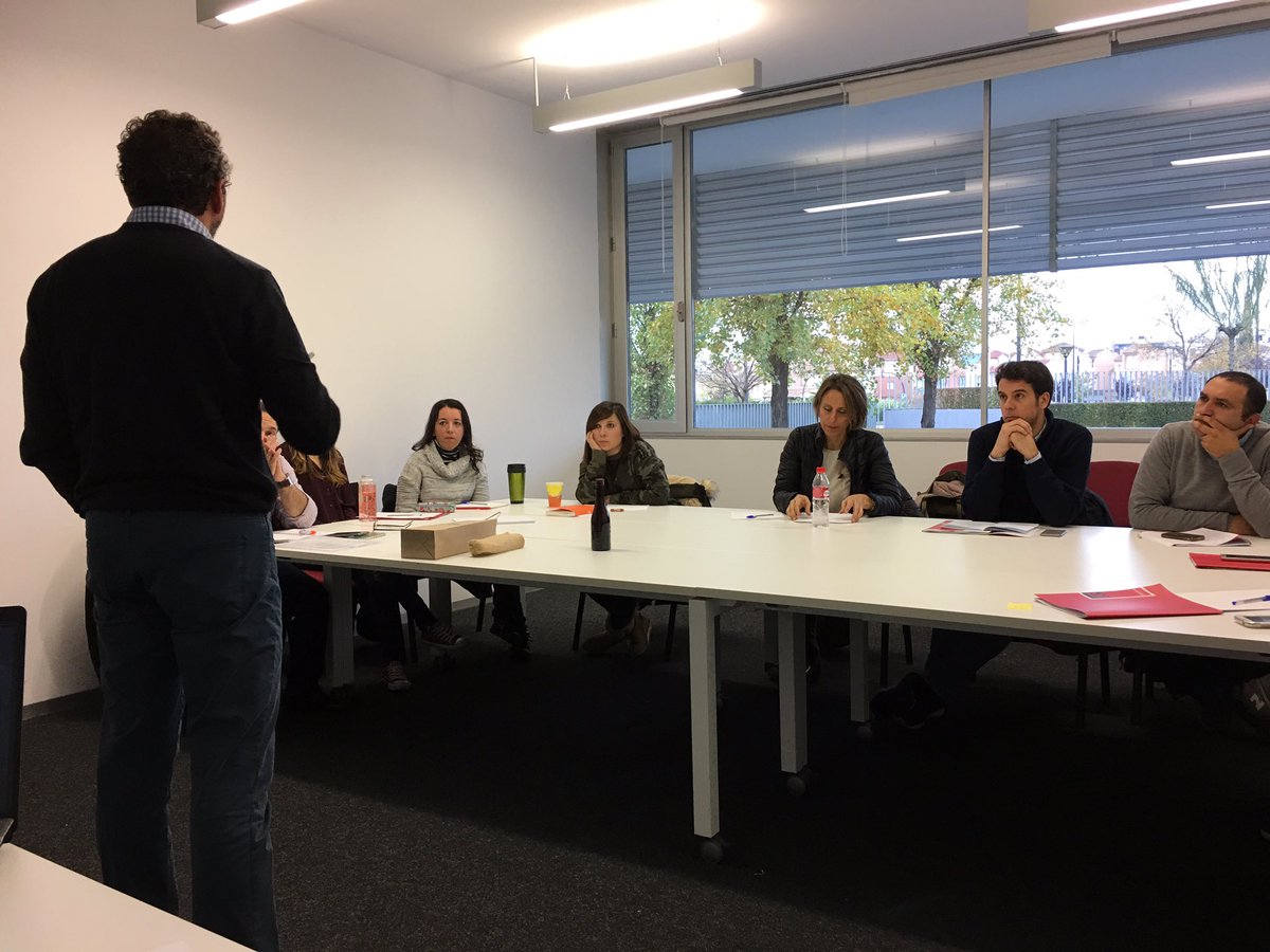 PDComercial's tweet photo. Hoy #Marketing al servicio de la labor comercial con Antonio Boza: "estamos al servicio del #comercial para vender más." #ExpertoEnVentas https://t.co/En6yW65CSg