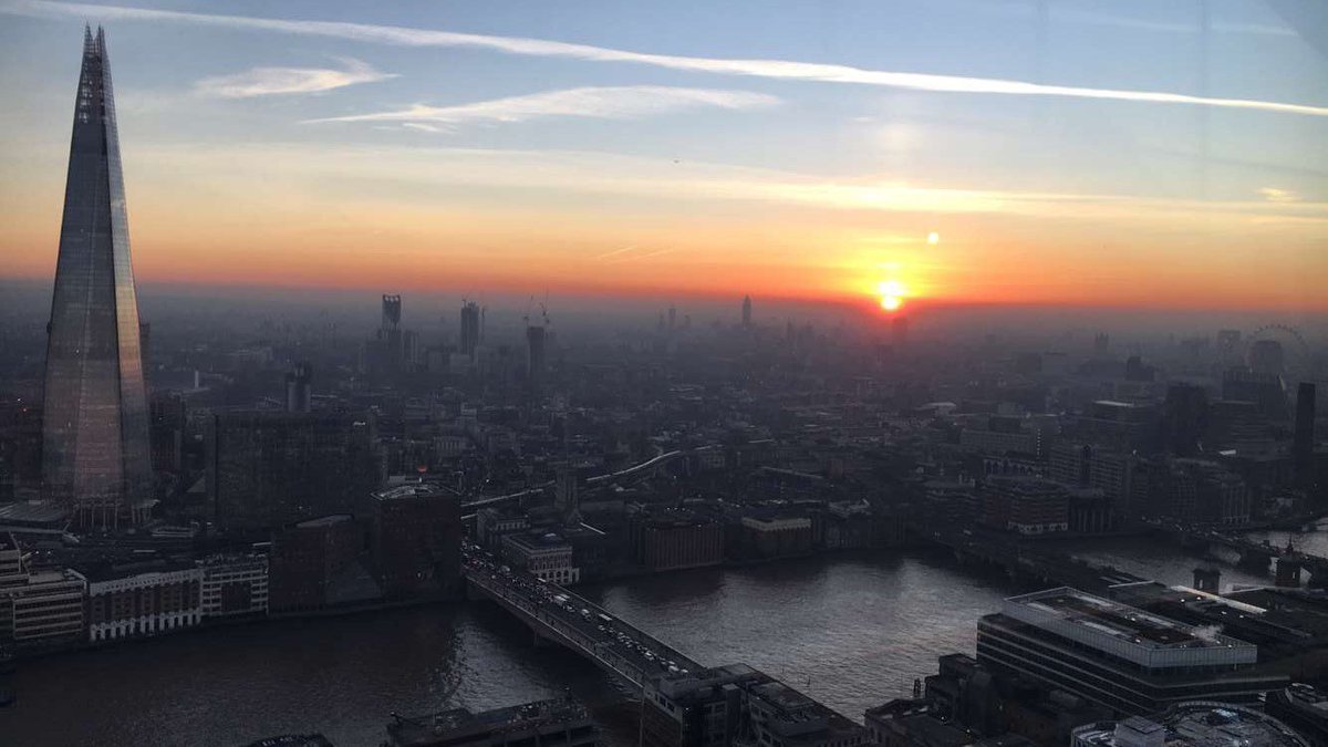 KLCSchool's tweet photo. Wow - some of the student photos from our #architecture #walkingtour this week are stunning! #klcfda #inspirationday https://t.co/Py8cs5IkBR