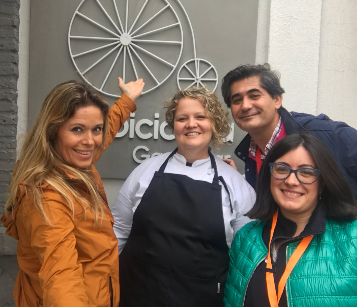 <a href="/aunahorade/">aunahorade</a> <a href="/RedGuadalinfo/">Vuela Guadalinfo</a> <a href="/tysaford/">TYSA Ford</a> #aunahorade  #miparejaprofesional <a href="/PepeluArteSacro/">Pepelu G&M</a> y  <a href="/Luisa_Cava/">María Luisa Cava</a> ya para disfrutar en <a href="/LaBicicletaGB/">LaBicicleta </a>