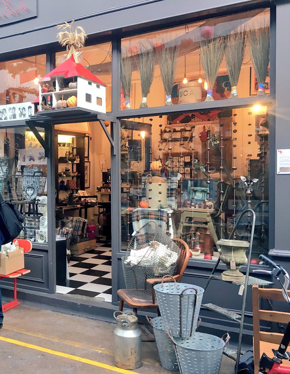 Combine a visit to #CraftyFoxMarket <a href="/DogstarBrixton/">Dogstar Brixton</a> this weekend with a trip to wonder-shop <a href="/BrixiShop/">Brixi</a> in <a href="/BrixtonVillage/">BrixtonVillage</a> #Brixton