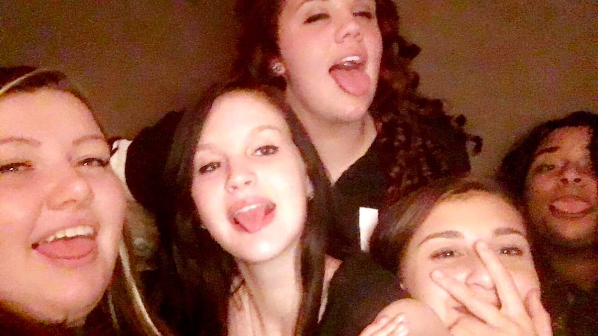 reagan_666's tweet photo. https://t.co/N1BR6NC27i