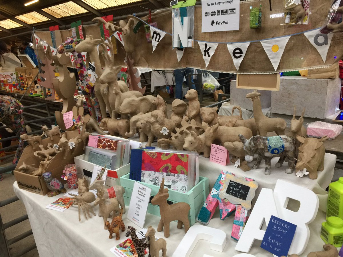 MakeArtUK's tweet photo. Doors are open NOW at #rubycountrymarket, and we're stoked to be back at our favourite #christmas event! Drop in and see us at EX20 3HT https://t.co/VMD70IpKd5