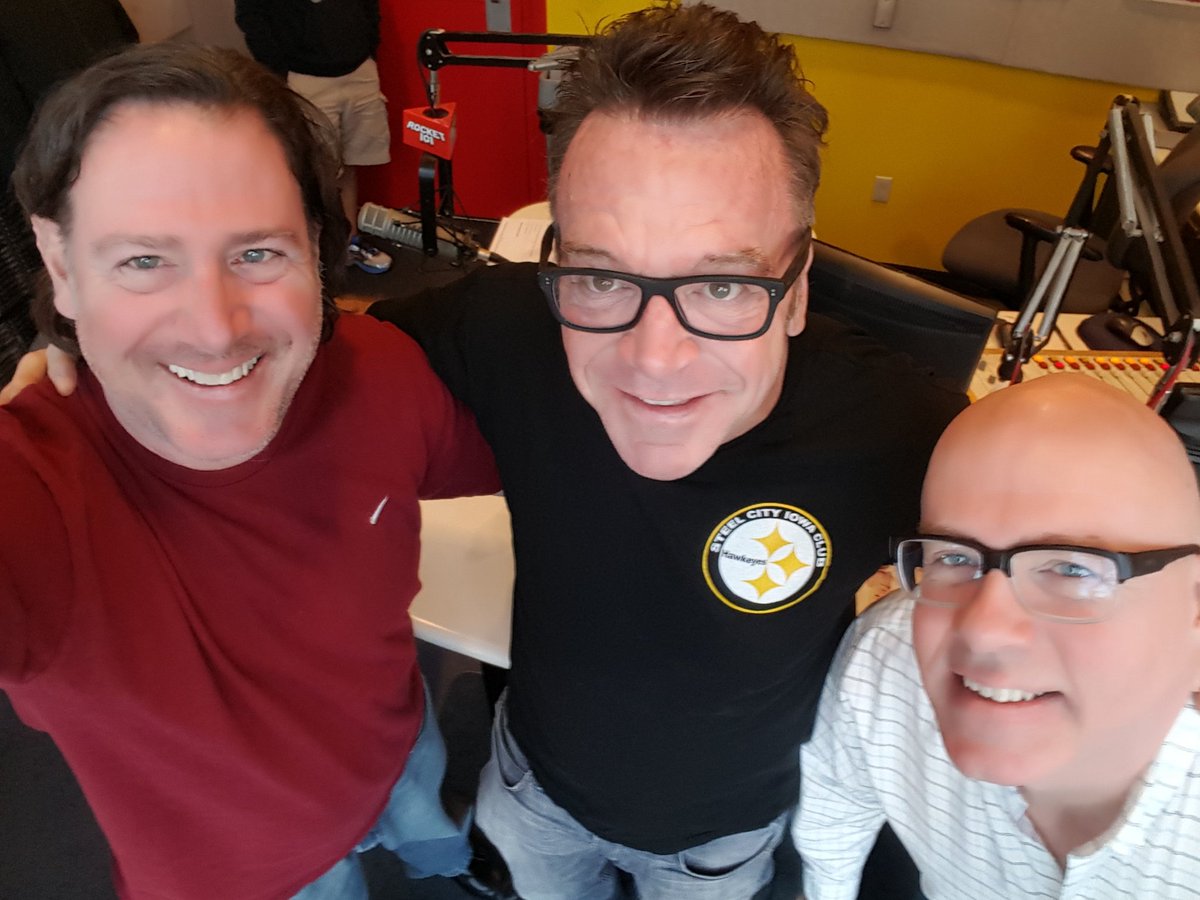 mojo_rocket's tweet photo. @TomArnold We had a great time with you on Rocket 101 https://t.co/XlDgxG0zwn