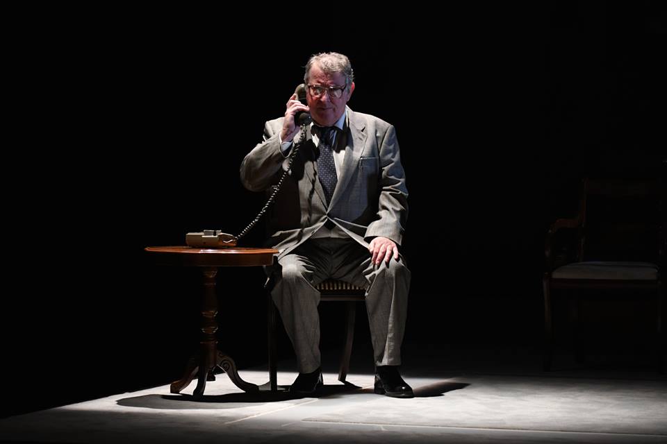 #Bromley it's your last chance to catch the ★★★★★(<a href="/BehindTheArras/">Behindthearras.com</a>) #DeadSheepOnTour today <a href="/The_Churchill/">Churchill Theatre Bromley</a> ow.ly/6GC8306LCp6