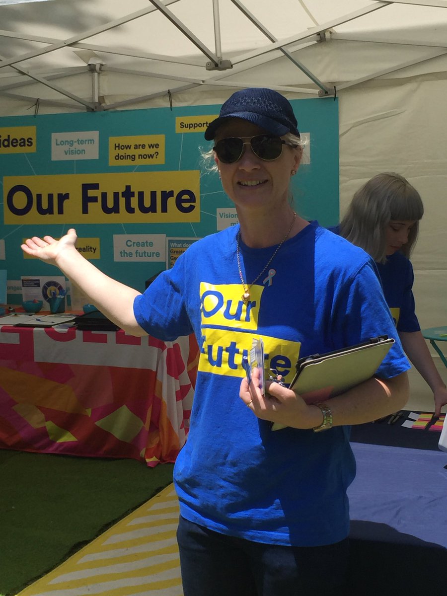 AmryanAnnie's tweet photo. So much talent #Geelong with People's day #pivotconnect & #pivotsummit2016 awash with future leaders & entrepreneurs strutting their stuff! https://t.co/lV0OGFkQtq