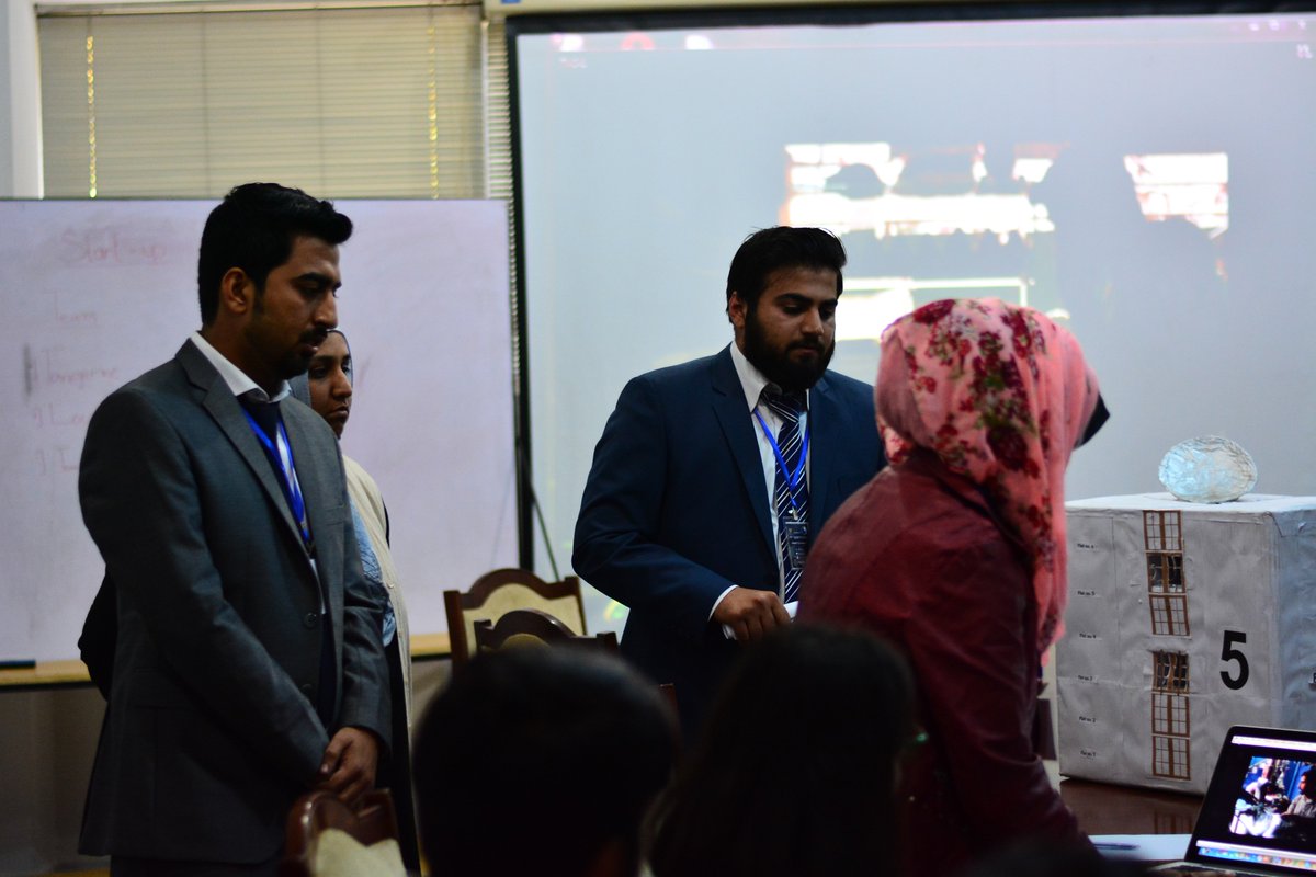 acmgik's tweet photo. Here's some of the pictures we have taken of the participants presenting their solid business pitches.
#17thSoftcom #IBMxSOFTCOM #ACMGiki https://t.co/WvKYuMTnVd