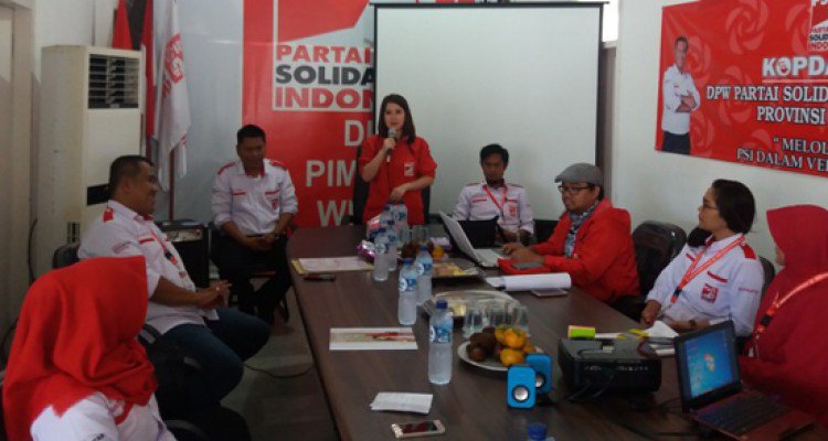 BalamNews's tweet photo. Hadiri Kopdarwil di Lampung, Ketum PSI Grace Natalie Ajak Pemuda Aktif Berpolitik https://t.co/pn8PDm7L46 https://t.co/KUu1pswFB8
