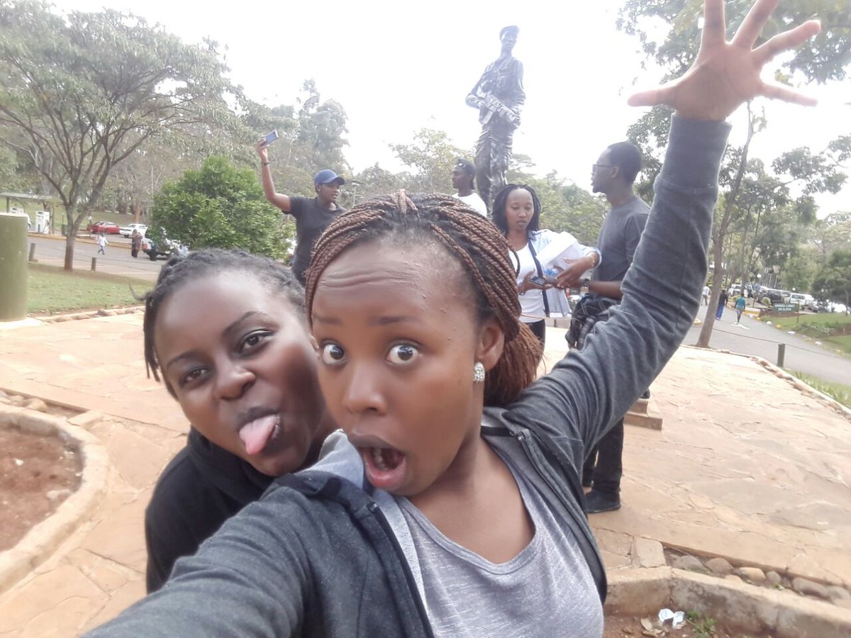 nissie_njeri's tweet photo. Bonding just got pretty serious.
#spursteakranches
#discoverkwsparks
#stretch2016
#run https://t.co/hCRsND5tjT