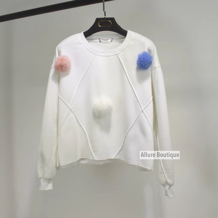 simibearshop's tweet photo. Korean blouse with Pom-Pom 
ราคา 370 บาท รวมส่งลทบ
EMS+50 บาท
DM/Line: simibear
#ripไอดอ #howtoperfact #พื้นที่โปร𖢒 https://t.co/rjwU7qaNnY