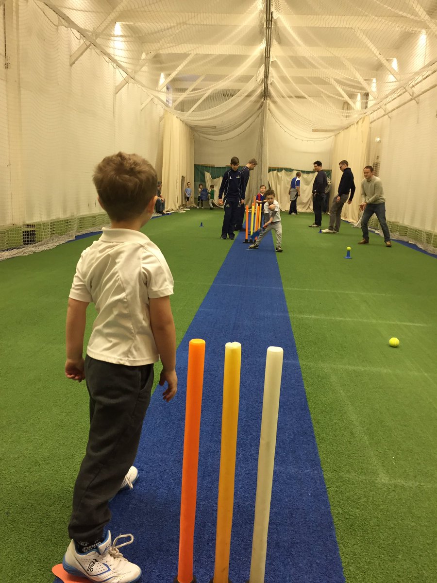 DFCALtd's tweet photo. #littlecrickets 3-5 year olds week 10 @Gloscricket #fun #learning #fundamentals https://t.co/1YcpODPxH5