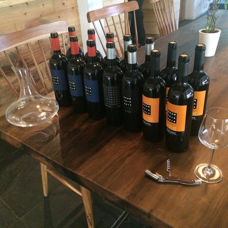 thewinekart's tweet photo. Vertical tasting in #Mumbai #Bangalore and #Delhi was legendary. Tasting vintages of 1999, 2001, 2003 and 2011.
#Brancaia #VerticalTasting https://t.co/8ZzyBq1IoM