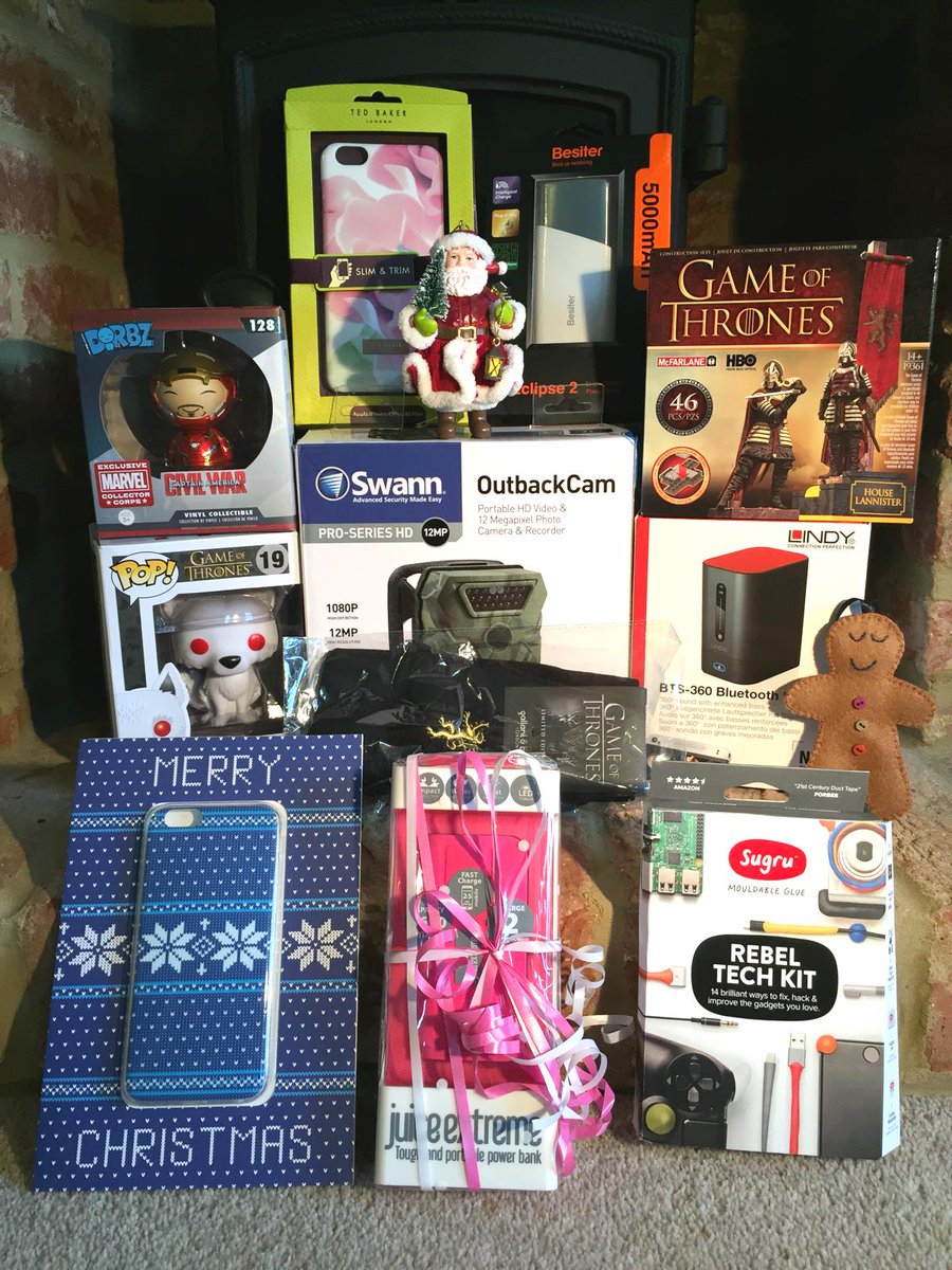 TechNuovo's tweet photo. Time for this years #Christmas #Giveaway! Simply Follow &amp; RT to Enter! #Win #Competition
Full T's &amp; C's below.

https://t.co/9NdkYRuwiH https://t.co/Ncb9qepTkb