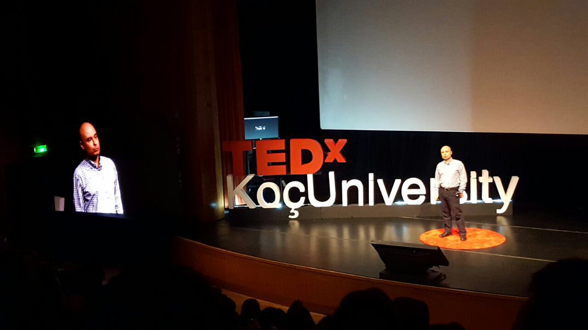 Cem Say: "Yapay zeka da bir girdap gibi hızla ilerliyor." #TEDxKocUniversity  <a href="/say_cem/">Cem Say</a>