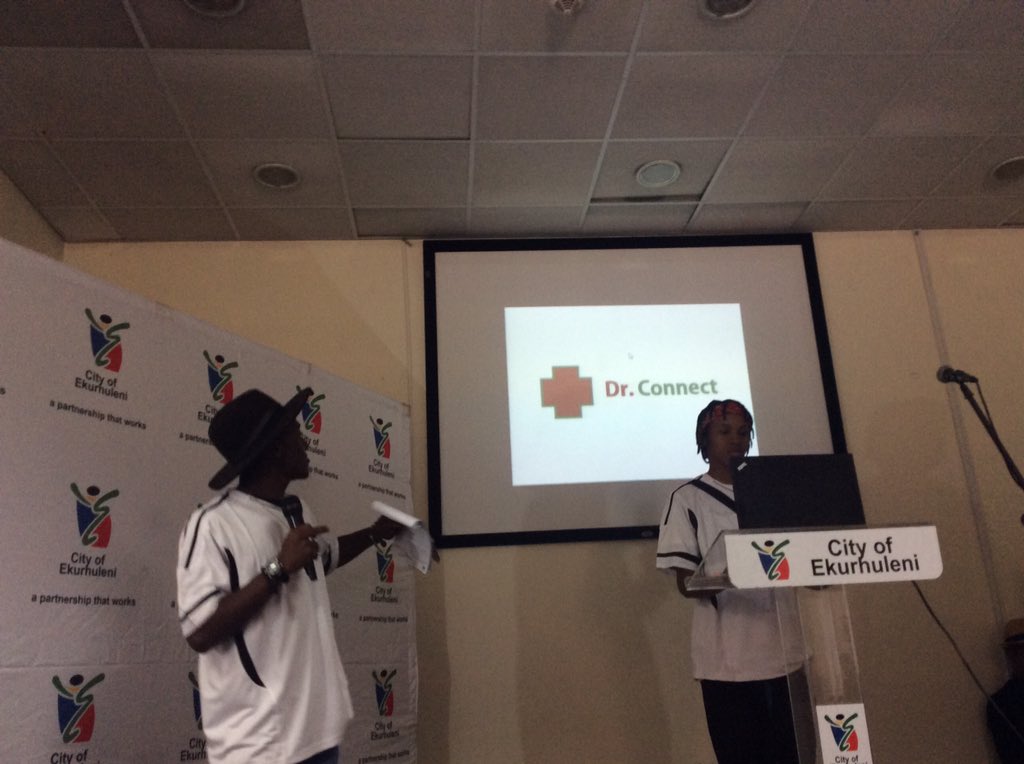 TiyaniTee's tweet photo. The over-achievers on stage with their Dr Connect solutions #LearnerthonGrads @EMMInfo @Mmamoseneke https://t.co/JdjRMauoHv