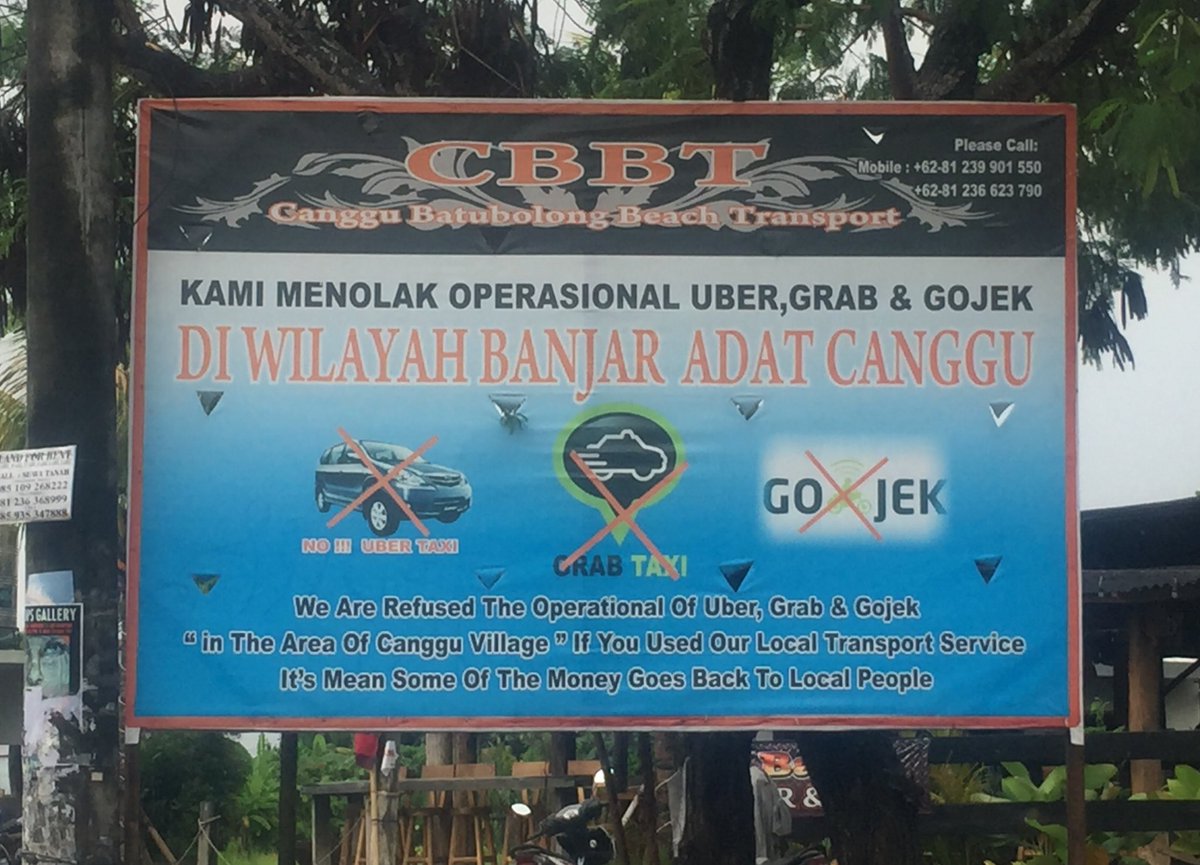 kasparsupmanis's tweet image. People don't like the change - bali protesting against Uber #uberprotest #uber #baliuber