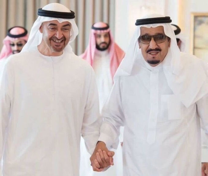 aliaalnuaimi's tweet photo. يا مرحبا يا حزمنا لا تردت
 نورتنا واستانست بك الامارات
ايدك تضم ايده وللخير مُدت
بو خالد امرضخ كبير الصعيبات🇦🇪🇸🇦

 #الامارات_ترحب_بملك_الحزم https://t.co/OR8GVx8Bg7