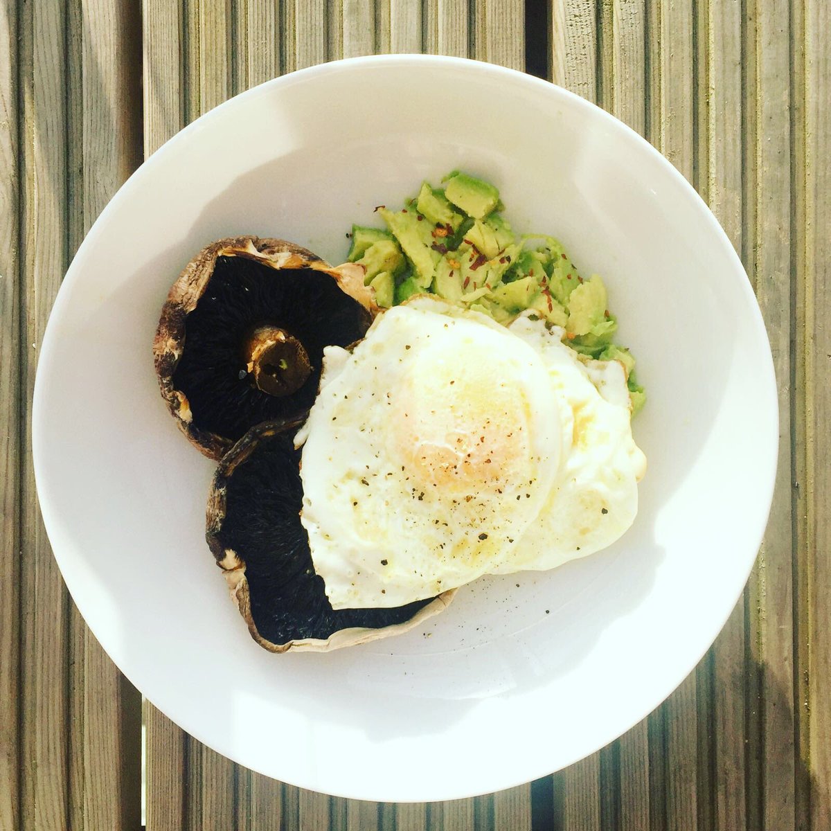 perfectpestogd's tweet photo. Morning! 💛 #Breakfast #Eggs #Weekend https://t.co/e4k4uSmveu