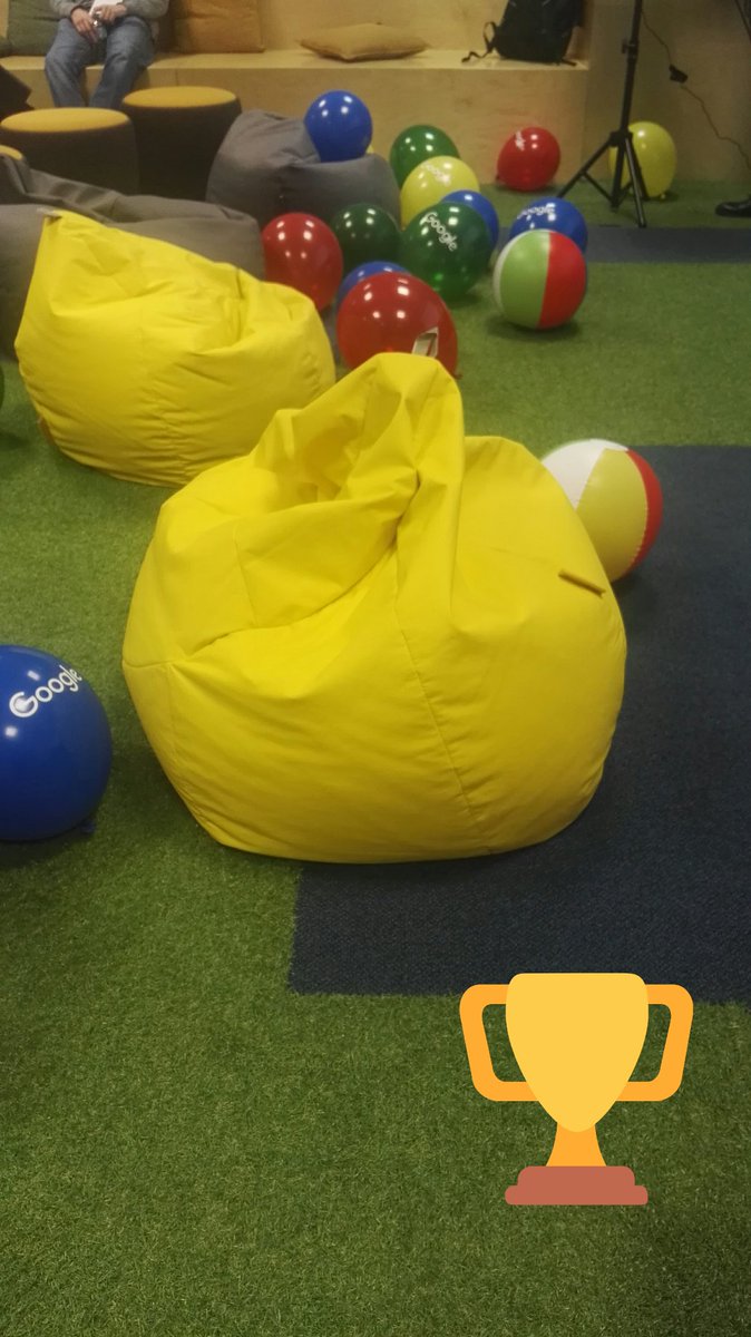 SoyGema's tweet image. Great collaboration with @ssice for #tensorflow talk+codelab at @GDGMadrid #Devfest2016 #thanks