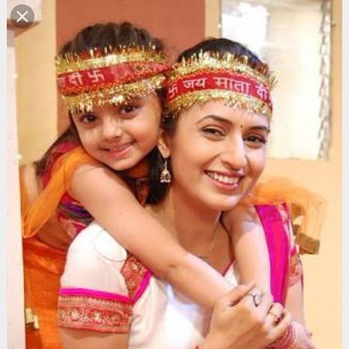 Mata Rani tumhari sada Raksha kare 
#IshRu#DivRu
#3yearsofyhm #HappyBirthdayYHM
<a href="/Divyanka_T/">Divyanka T Dahiya</a> @RuhaanikaD