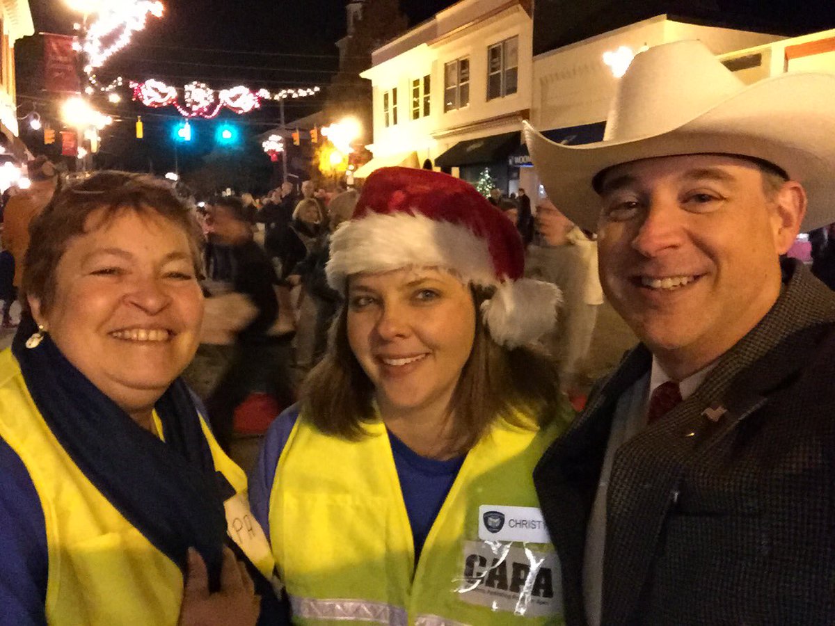 lanceolive's tweet photo. Wanda and Christy are Citizens Assisting Police in Apex, making sure all are having safe fun. #apexcapa https://t.co/541GeqOnKE