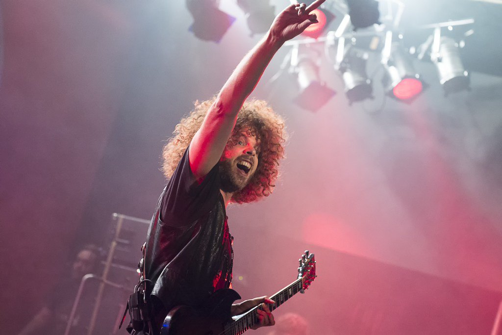 Vi var i Odense i går aftes, hvor australske Wolfmother gav en forrygende koncert. poplish.dk/2016/12/03/wol…