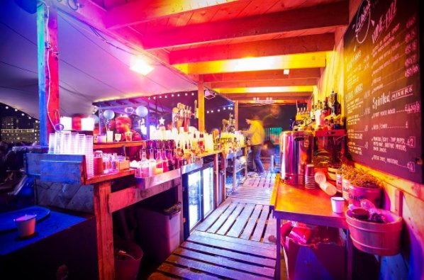 This is where the mulled magic happens... Head to the <a href="/roofeast/">Roof East</a> bar and get yourself a <a href="/spiritedmixers/">Spirited Mixers</a> hot toddy! #CurlPower