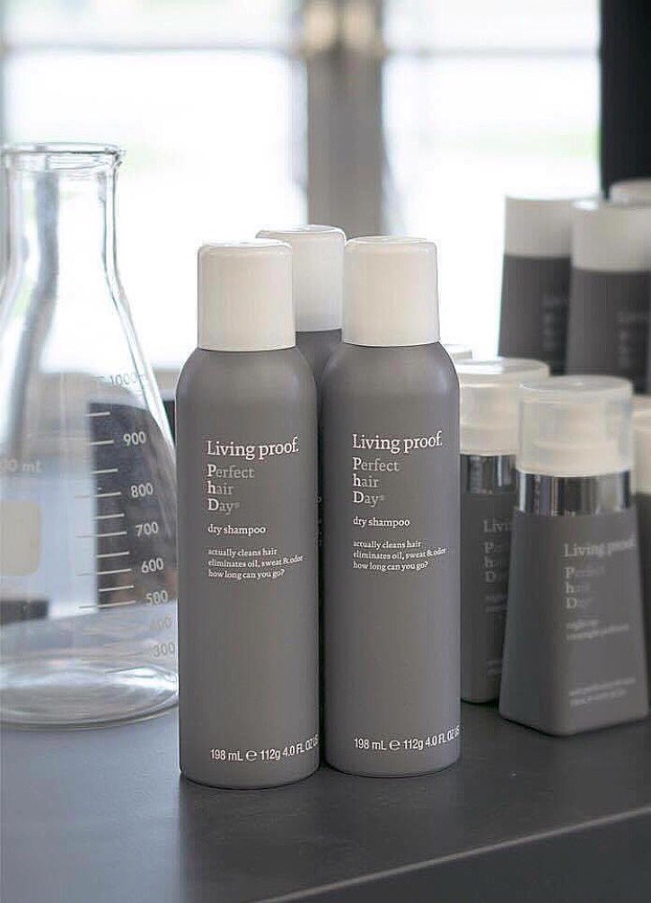 botiquindestilo's tweet photo. ¿Porque usar el Shampoo en seco de @LivingProofMx? https://t.co/Dk8SuiaH0W https://t.co/duFDev4ajr