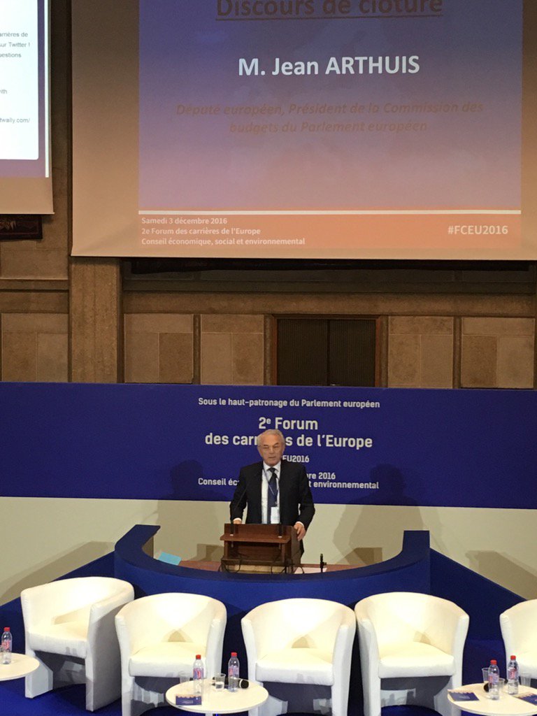 AJE_nationale's tweet photo. Discours de @JeanArthuis député européen, psdt Commission des budgets du Parlement européen. #FCEU2016 @SGAE_gouv https://t.co/fMzFyCE7OE