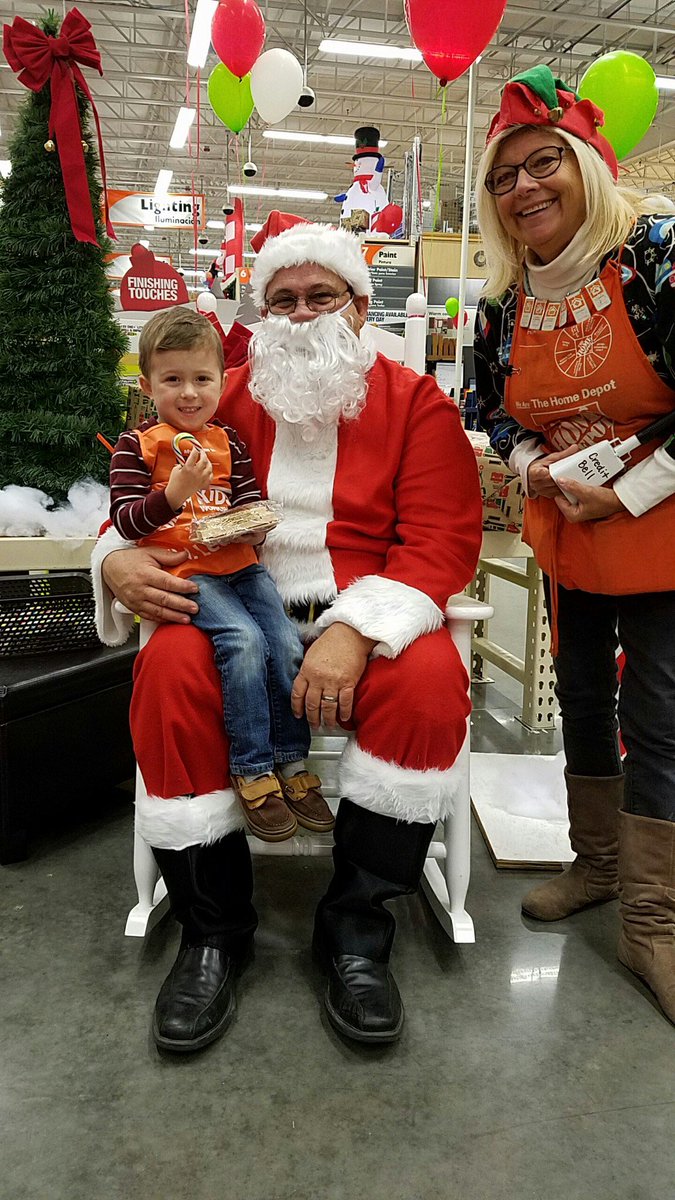 kbcarnes's tweet photo. More happy faces 0779.   @sdrjr121212  @christydumas @drewmyteamdepot @DHRM_D73 @thdjoelcog https://t.co/cbSzgLLoBR