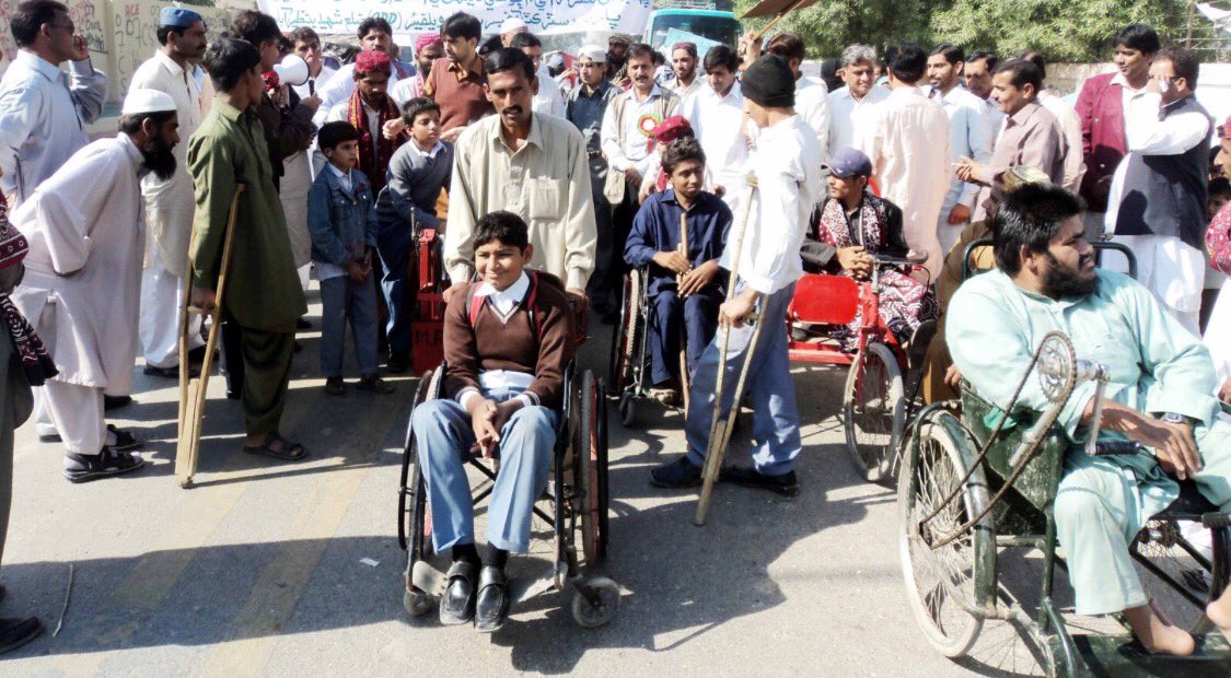 IamAyeshaNazir's tweet photo. The only disability is the disability of mind not daring to dream&amp; achieve their dreams.If there's a will,there's a way #worlddisabilityday https://t.co/dx9f5pRQ55