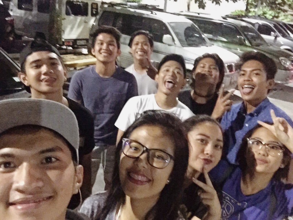 fckyeahItsKRSTN's tweet photo. moana with the squad 💯 @JBPicaarr @_chelslsn @tyrnsnts @jorduna_ @peeeetuh @kramanixoo @sqthan @JodgeFuncion 😂 https://t.co/USSIyxogXB