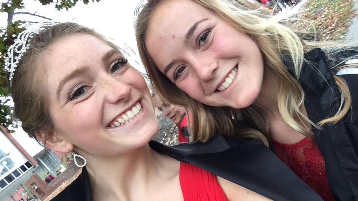 jesslay10's tweet photo. Happiest Bday to Q!!!!! Love you lots 💓💓 https://t.co/XaCl9lGO5D