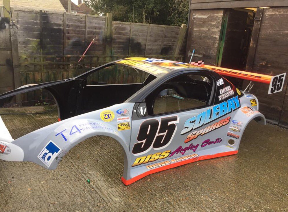 MurrayMsport's tweet photo. Rebuild is underway... #lovehotrods #13weeksandcounting @ExtralubeZX1oil @Tru7trucks @FUCHSLube_UK @GWRMotorsport @nimbusmsport @GarryDubs https://t.co/zFmw2bI9f6
