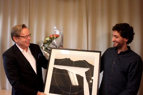 Takk for alle helsingar. Gode folk!! Ei stor glede å få #Kringkastingsprisen2016