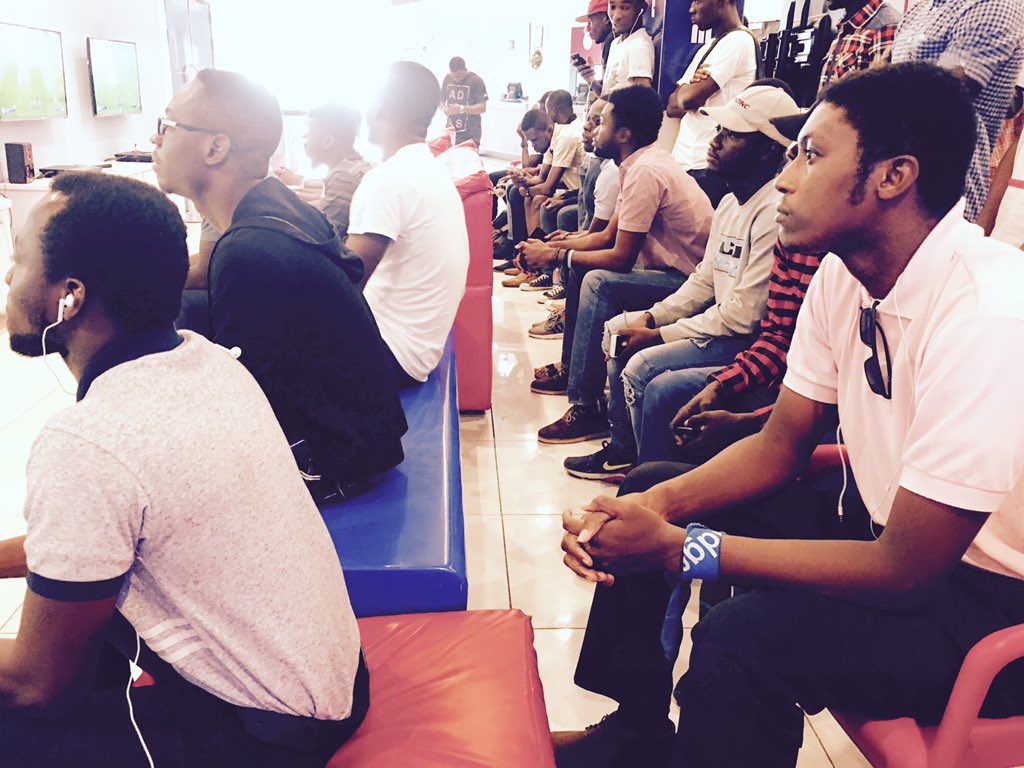 madagastargh1's tweet photo. #Game4peace
2nd leg 10th Dec https://t.co/HhGXL8Xrhw