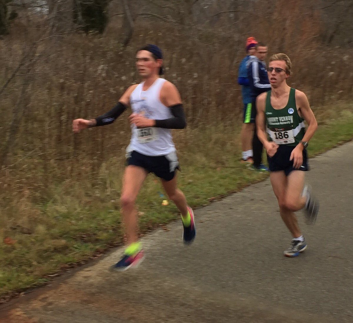 WolfhoundRacing's tweet photo. @swiftwick @MUKnights Q Elite Half Marathon Winner (on left) #MUTF #ChaseAdventure #NationalsBound https://t.co/VEFWanWqFJ