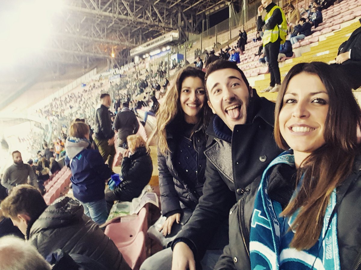 gallivia's tweet photo. Stasera,che sera! #NapoliInter #3purpett #amala #maancheno  @CalcioNapoli24 @tuttonapoli 

#forzanapolisempre #ungiornoallimprovviso  💙 https://t.co/cedOUV4cO0