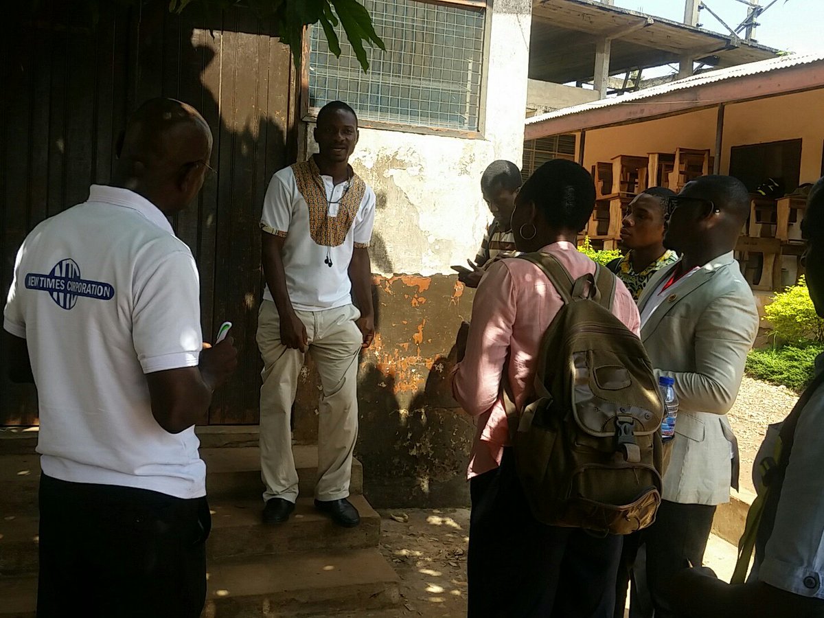 HFFG_Ghana's tweet photo. Teacher at Mampong #Schoolfordeaf tells #media of accidents of students because they can't hear #IDPD2016 #IDPD https://t.co/sYRSblhzRi
