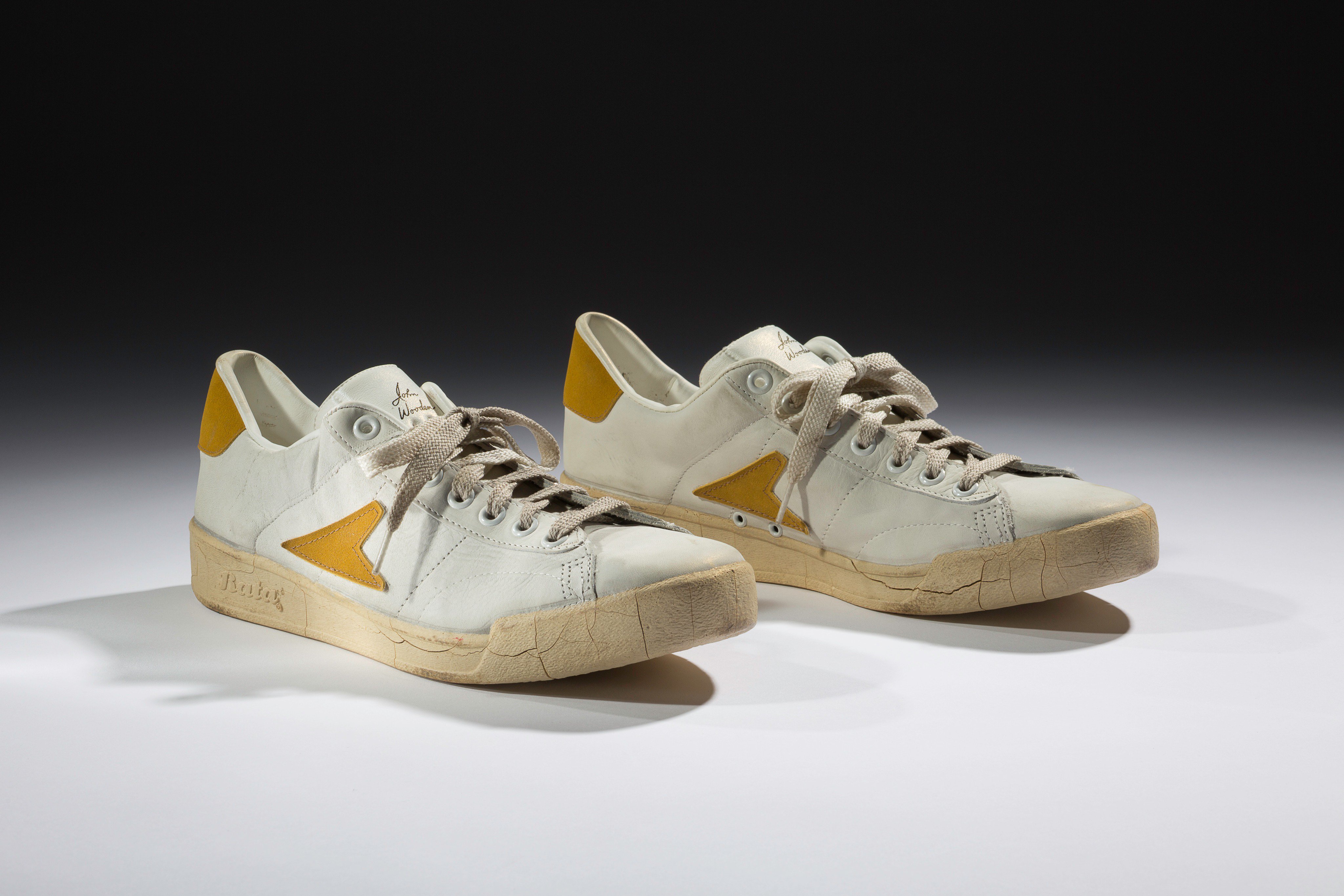 Bata x hotsell wilson