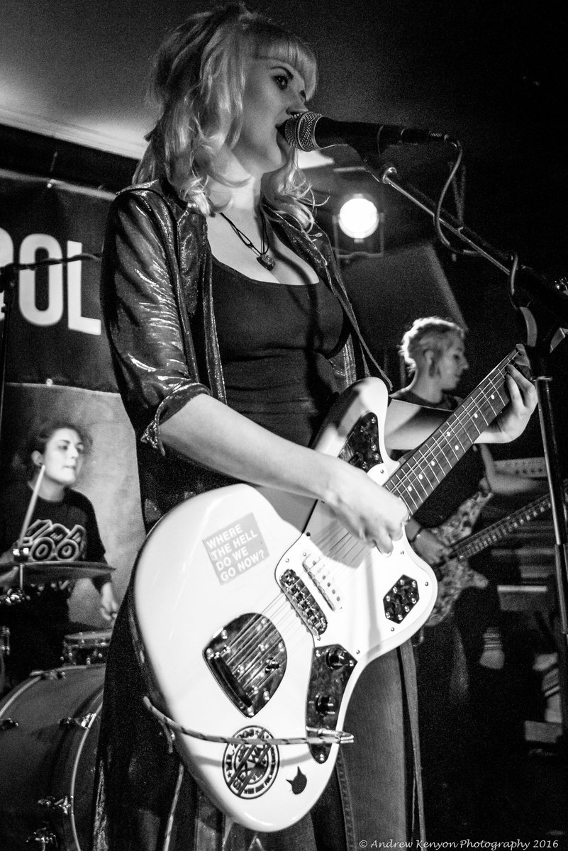 Noynek's tweet photo. #PettyPhase at @RailwaySouthend last night. Love these ladies. Great band. https://t.co/3y4xX2x6FC