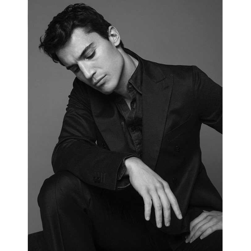 GarayTalent's tweet photo. Hoy en @icon_elpais nuestro representado #AléxGonzález
📸Pic. by #PabloSaez
@alexgonzalezact @elpontes @Larraut #EmidioTucci @elcorteingles https://t.co/EXeJNZohQK
