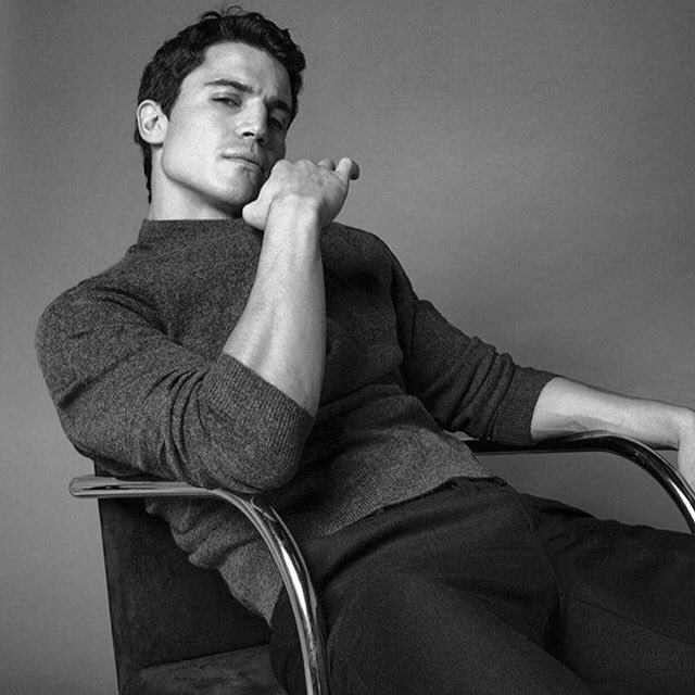 GarayTalent's tweet photo. Hoy en @icon_elpais nuestro representado #AléxGonzález
📸Pic. by #PabloSaez
@alexgonzalezact @elpontes @Larraut #EmidioTucci @elcorteingles https://t.co/EXeJNZohQK