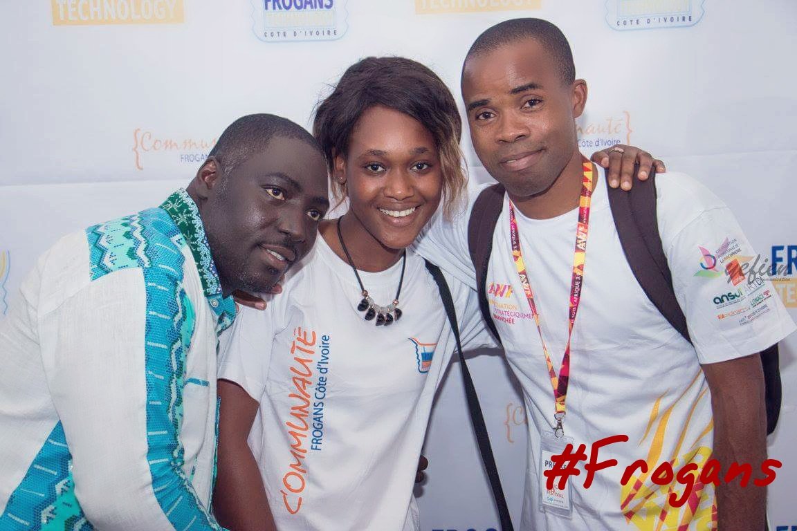 comfrogansci's tweet photo. Merci  au blogueur @aboukam  pour son soutien lors de #awf2016.
Visitez https://t.co/jR65GosZRg
#comfrogansci #frogans #star https://t.co/V4QKMrdus4