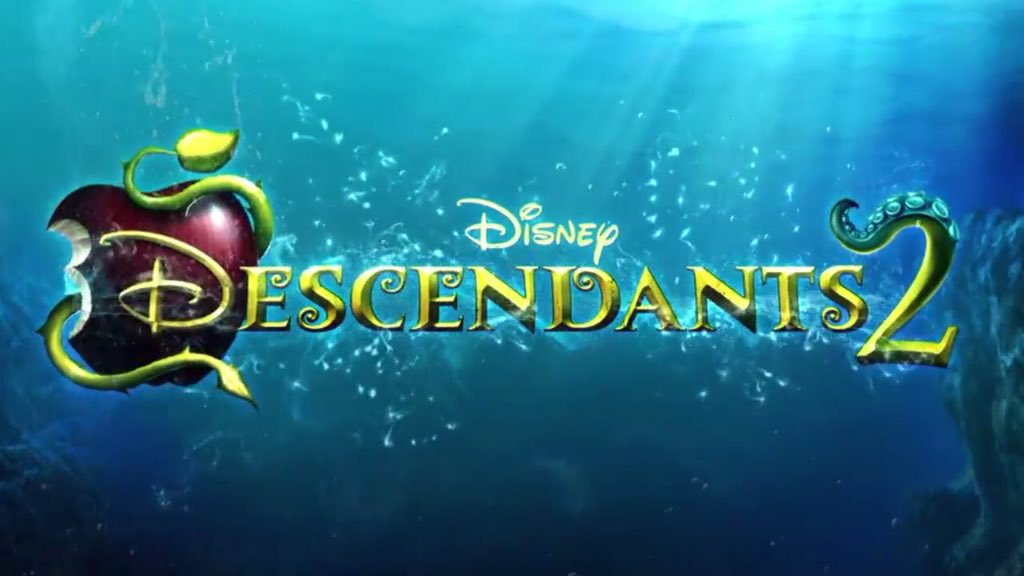 disneyzack's tweet photo. Since it December I want every day to be #DescendantsHoliday #jollytothecore https://t.co/hGPQGPE8ou