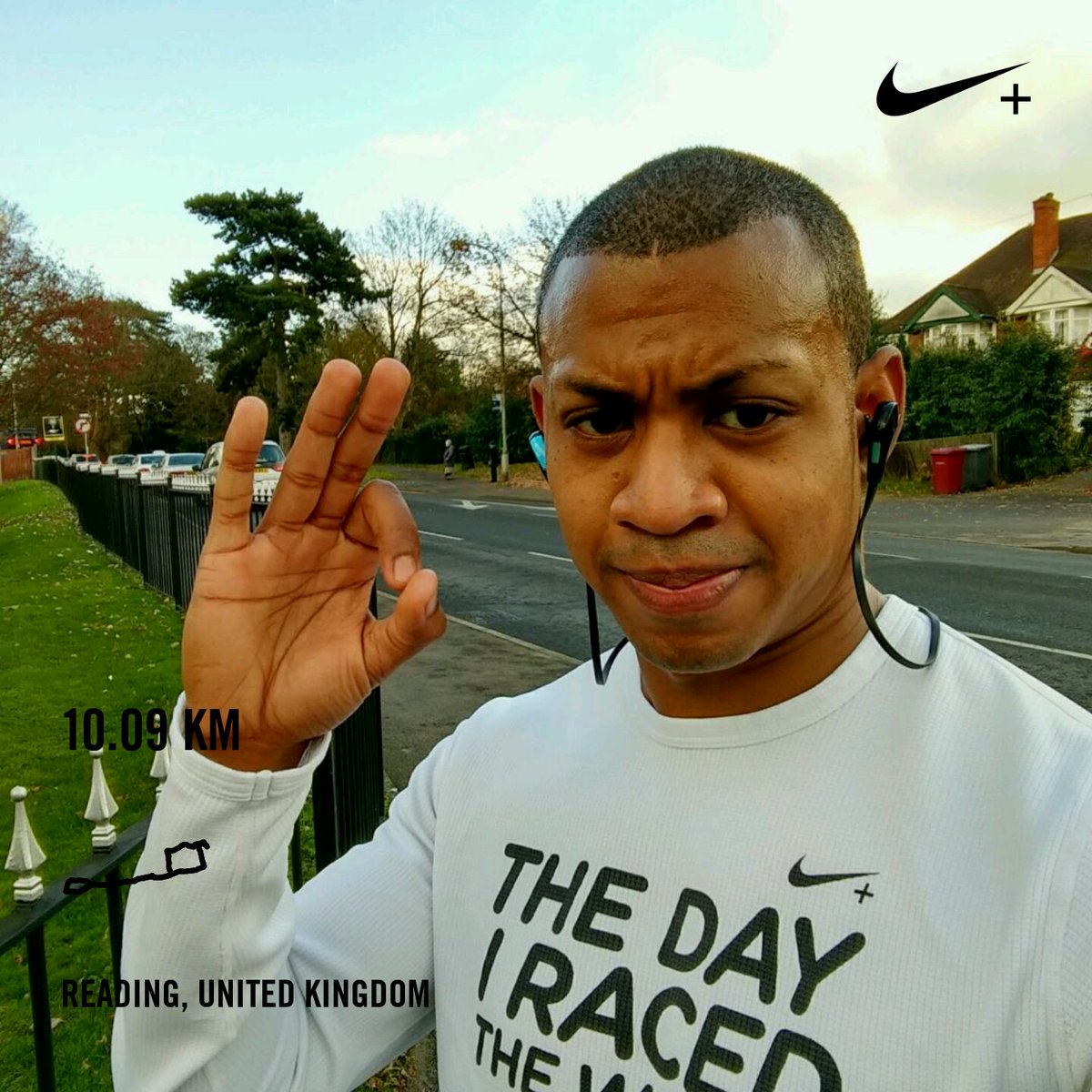 TigerNichols's tweet photo. Still keep pushing, even though i turn 30 today! 30!!! Stamina training done now time for some Nandos, Gravity Force and Whisky #training30 https://t.co/3fyOXCeno6