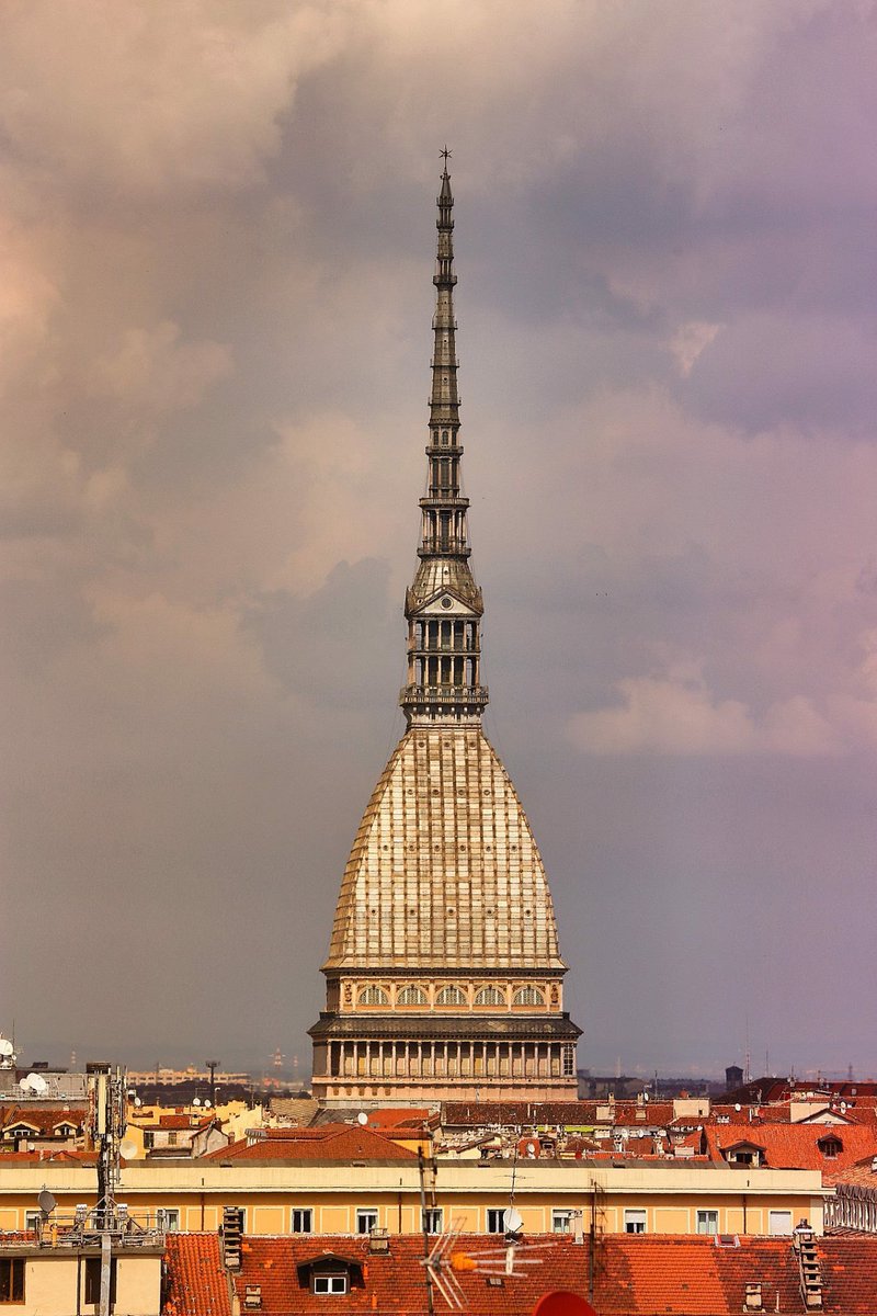 cherchiandrea's tweet photo. Sua Maestà la Mole (foto andrea cherchi) @twitorino @TorinodaScoprir @regionepiemonte @piemonte_is @TorinoClick @rep_torino https://t.co/xhvviVfQk2