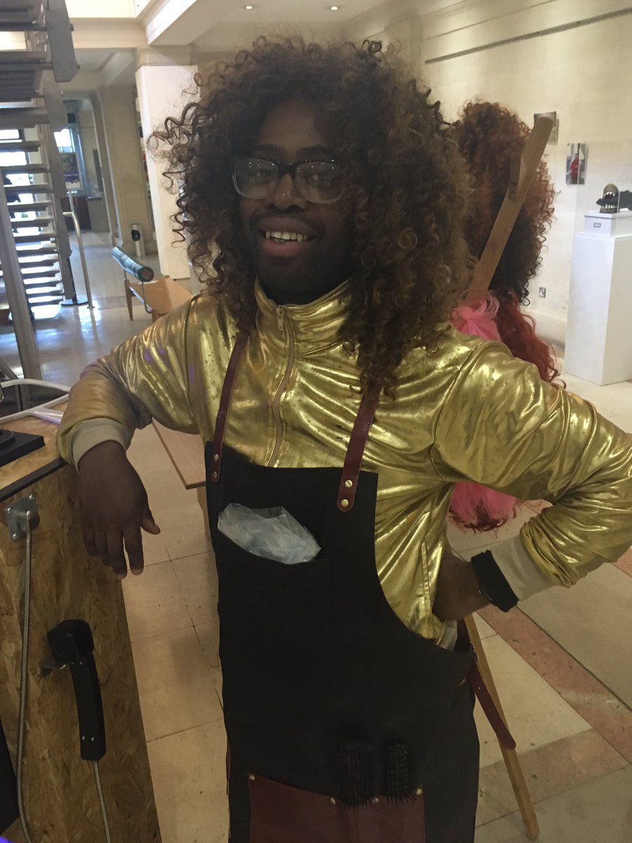 Yvon Bonenfant (@ybvoiceart) on Twitter photo Harold sculpts wig looks. Voices styled. Now until 16h: shimmer your #CuriousReplicas <a href="/SotonFringe16/">Southampton Fringe</a> downstairs from <a href="/ArtGallerySoton/">Southampton City Art</a> Harold sculpts wig looks. Voices styled. Now until 16h: shimmer your #CuriousReplicas <a href="/SotonFringe16/">Southampton Fringe</a> downstairs from <a href="/ArtGallerySoton/">Southampton City Art</a>