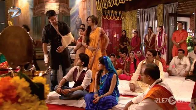 @dippalikenyb ve <a href="/BhatiKeny/">Keny Kulbistan Bhati</a> 😂😂💃💃💃