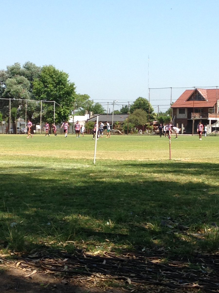 eldelfinzonasur's tweet photo. GOL de #Realdelomas, q gana 1-0 y le da la copa a #Fulham. #Cat97 https://t.co/XQMhd80QNt
